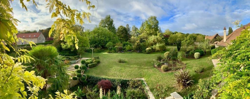 Beautiful Country House Located 50Min From Paris Eiffel Tour - Demeure D'Exception A 50Min De Paris Tour Eiffel Hodent Экстерьер фото